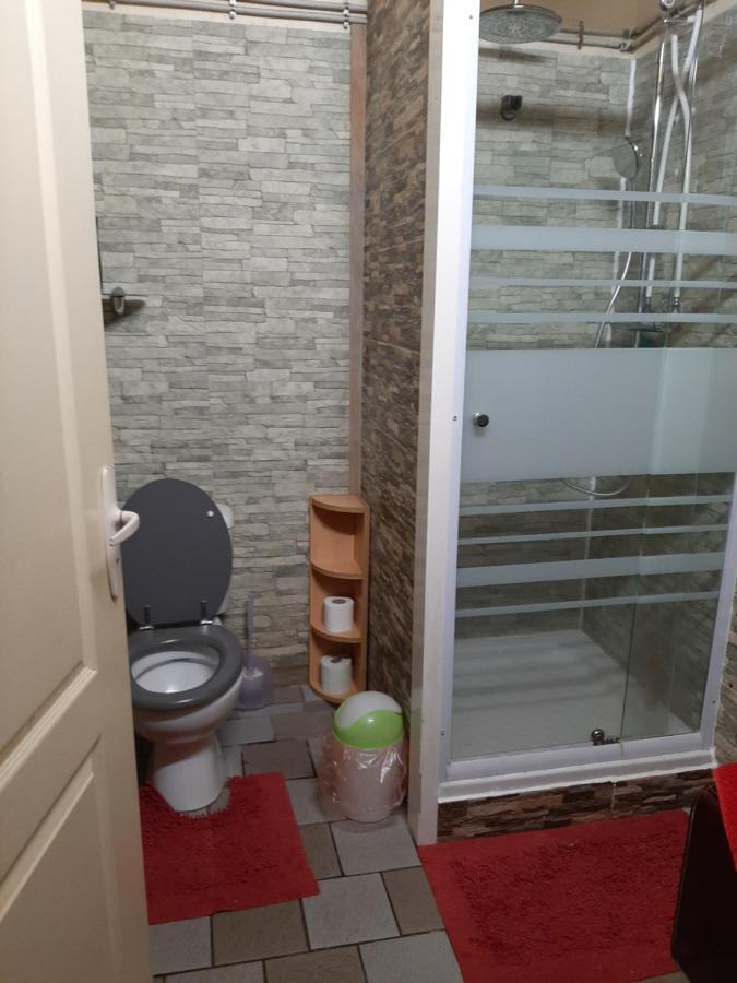 La Brise Apartment L'Etang-Sale Luaran gambar